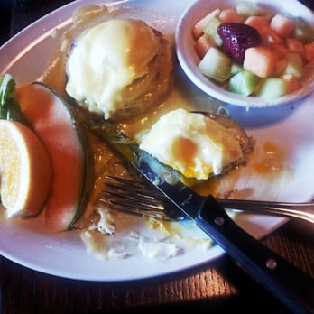 Rusty Pelican Cafe - Dungeness Crabmeat Benedict . - Desserts Near Me - Mill Creek, Washington Rusty Pelican Cafe - Dungeness Crabmeat Benedict . - Desserts Near Me - Mill Creek, Washington