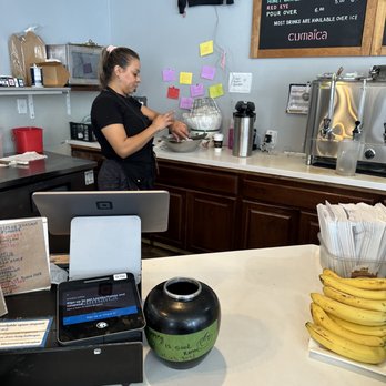 Cumaica - The rude barista who wouldn't give her name - Coffee & Tea Near Me - San Francisco, California