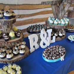 Simply D'Lish Cupcakes - "Shades of Blue" Historical Cabin Wedding