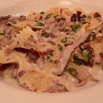 HT Grill - The "Adult Mac & Cheese" had more cream than cheese. - New American Near Me - Redondo Beach, California HT Grill - The "Adult Mac & Cheese" had more cream than cheese. - New American Near Me - Redondo Beach, California