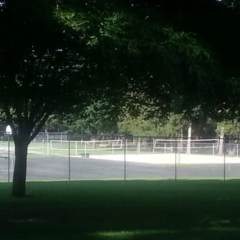Long's Park - Tennis court - Parks Near Me - Lancaster, Pennsylvania Long's Park - Tennis court - Parks Near Me - Lancaster, Pennsylvania