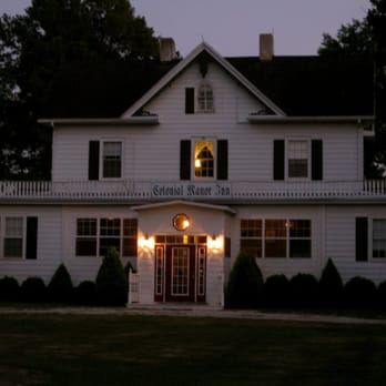 Colonial Manor Inn - Hotels Near Me - Onancock, Virginia Colonial Manor Inn - Hotels Near Me - Onancock, Virginia