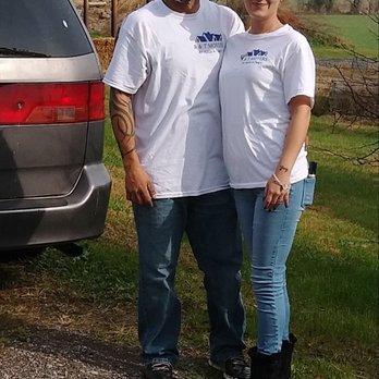 R & T Movers - Richie and Brittney and Oley PA helping customer packhouse load and unload - Movers Near Me