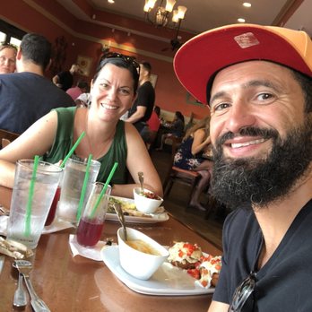 Another Broken Egg Cafe - Brunch, mimosas, grits and eggs - Breakfast & Brunch Near Me - Boca Raton, Florida