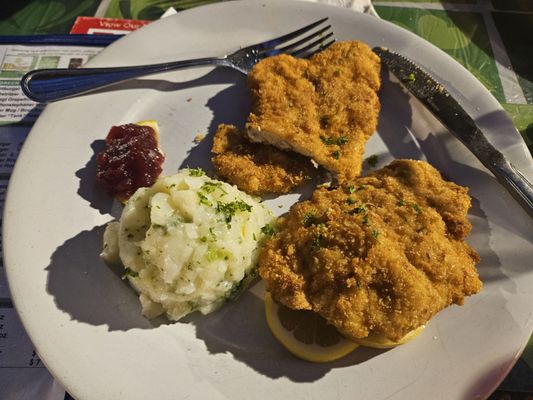 Fritz & Franz Bierhaus by null