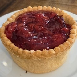 Em's Cafe - Cherry cheesecake tart