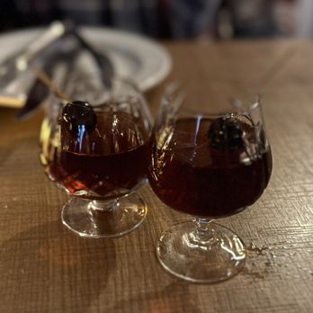Wind Cries Mary - Cocktail pairing - Wine Bars Near Me - Victoria, British Columbia Wind Cries Mary - Cocktail pairing - Wine Bars Near Me - Victoria, British Columbia