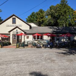 The Vanilla Bean Cafe - Front of Cafe.
