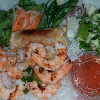 Pho Bowl - Viet Noodle Salad no time to talk too busy chowing down finger licking good - Vietnamese Near Me - Clearwater, Florida Pho Bowl - Viet Noodle Salad no time to talk too busy chowing down finger licking good - Vietnamese Near Me - Clearwater, Florida