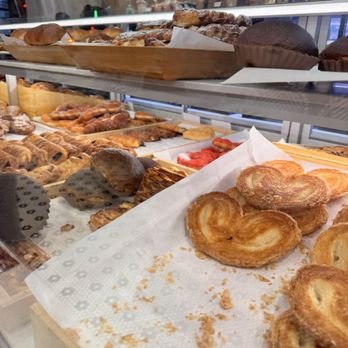 Paris Baguette - Bakeries Near Me - West Hartford, Connecticut Paris Baguette - Bakeries Near Me - West Hartford, Connecticut