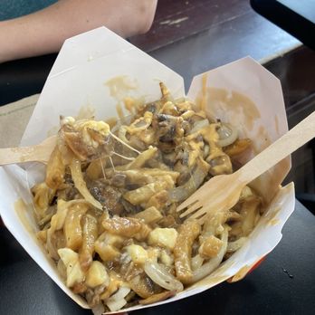 Smoke's Poutinerie - Philly cheesesteak poutine - Fast Food Near Me - Niagara Falls, Ontario Smoke's Poutinerie - Philly cheesesteak poutine - Fast Food Near Me - Niagara Falls, Ontario