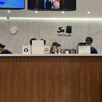 FIFTYLAN Koreatown - counter - Bubble Tea Near Me - New York, New York FIFTYLAN Koreatown - counter - Bubble Tea Near Me - New York, New York