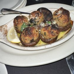 La Conca D'Oro - Stuffed mushroom Florentine