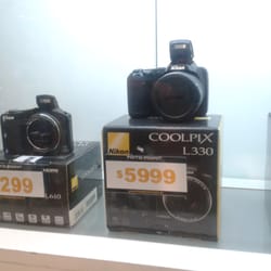 Foto Point - Muchos modelos viejos y mucho más caras que en otros lados.