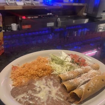 Tacobar Cantina - Sports Bars Near Me - Holly Springs, Georgia Tacobar Cantina - Sports Bars Near Me - Holly Springs, Georgia