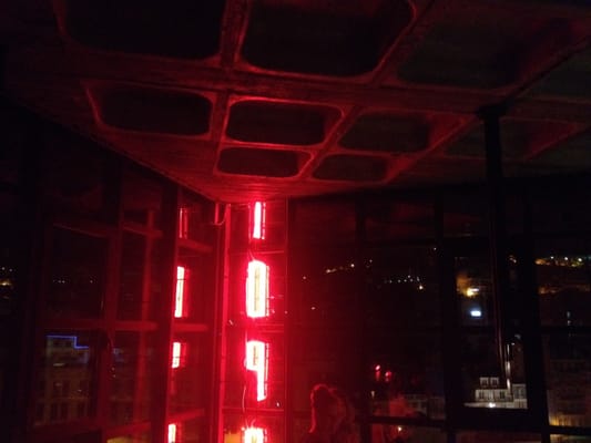 ROOFTOP - TOPO MARTIM MONIZ by null