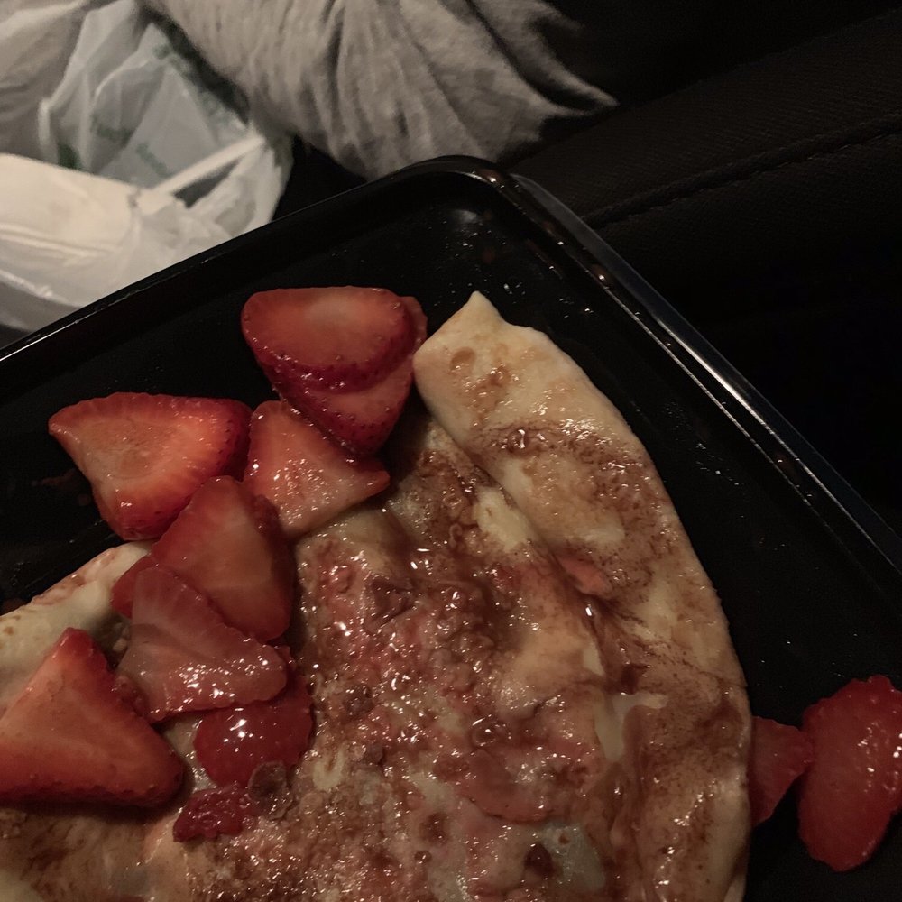 Worst crepe ever hardly any strawberries and barely any chocolate