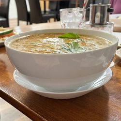 Ivy Pho - LARGE peanut noodle sate