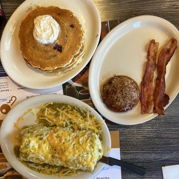 Brandon's Diner - American Near Me - Upland, California