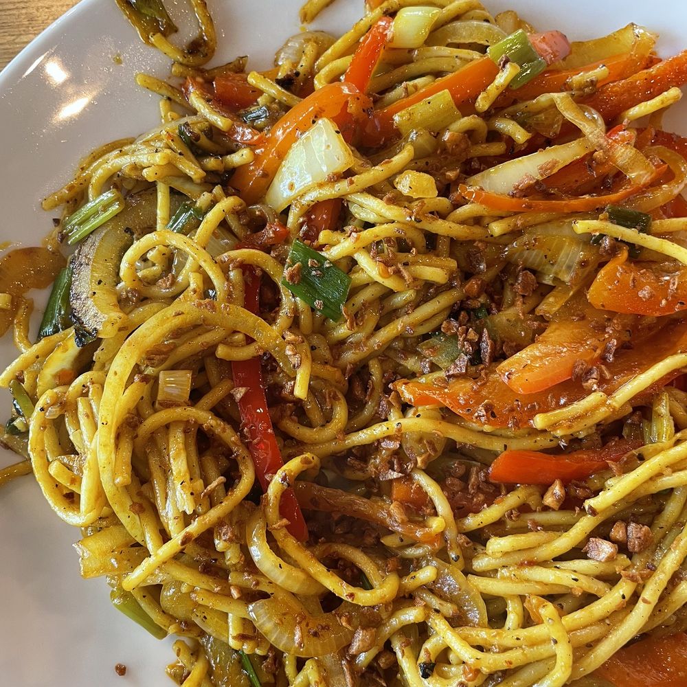 Asian Bowl - Chilli garlic noodles - Asian Fusion Near Me - Milpitas, California Asian Bowl - Chilli garlic noodles - Asian Fusion Near Me - Milpitas, California