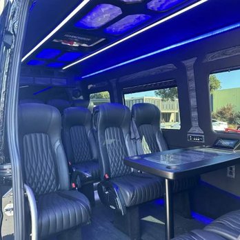 Applause Limousine Services - Limos Near Me