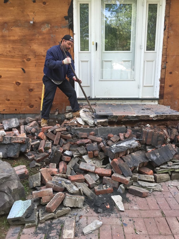 DANCE DEMOLITION & CLEAN UP Updated September 2024 13 Photos