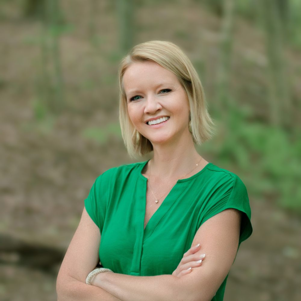 ANDREA HOSSLEY RIDGELINE REAL ESTATE Updated April 2024 Contact