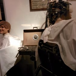 Schwäbisches Handwerkermuseum - Friseurhandwerk