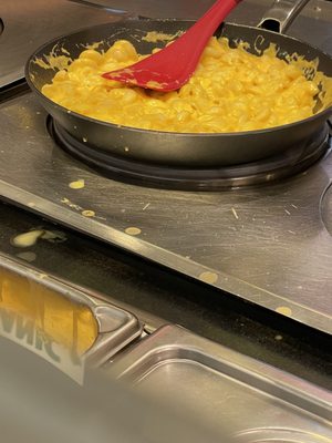 Mmmac N' Cheese by null