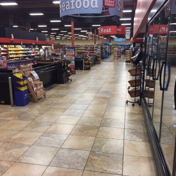 Giant Eagle - Spacious seafood department - Grocery Near Me - Streetsboro, Ohio