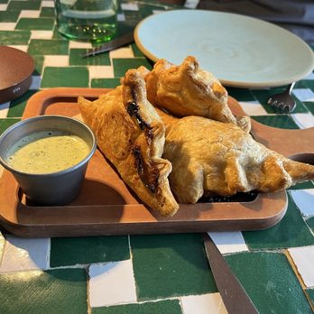 Valley Goat - New American Near Me - Sunnyvale, California Valley Goat - New American Near Me - Sunnyvale, California