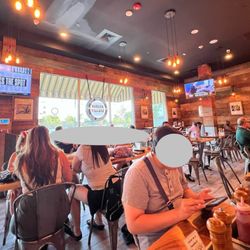 Burger Village - Inside