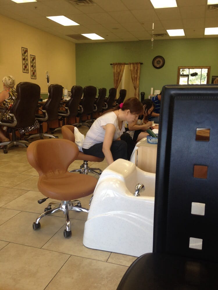 LJ NAILS 11 Reviews 884 W Warner Rd, Gilbert, Arizona Nail Salons