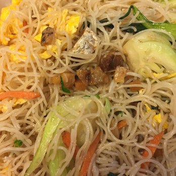 Foo Lam Chinese Restaurant - Salty Fish and Chicken Fried Noodles - Dim Sum Near Me - Seattle, Washington Foo Lam Chinese Restaurant - Salty Fish and Chicken Fried Noodles - Dim Sum Near Me - Seattle, Washington