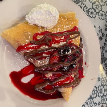 Crepes de Paris - Berries crepe - Creperies Near Me - Jurupa Valley, California