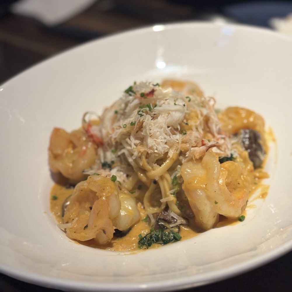 Hestia Kitchen + Bar - Crab + Prawn Linguini - Steakhouses Near Me - Richmond, British Columbia Hestia Kitchen + Bar - Crab + Prawn Linguini - Steakhouses Near Me - Richmond, British Columbia