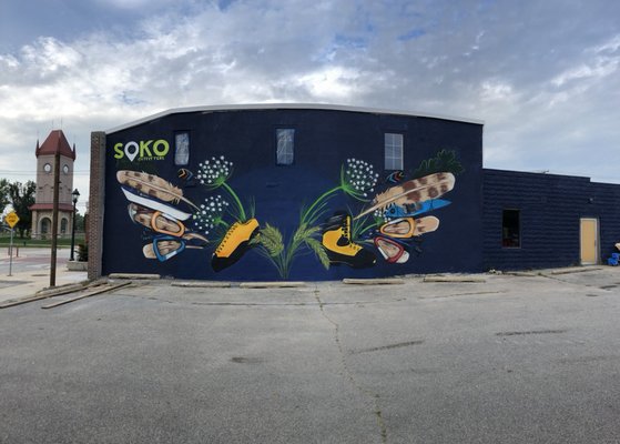 SOKO Outfitters by null