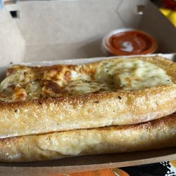 Davanni's - Garlic cheesy bread (ciabatta)