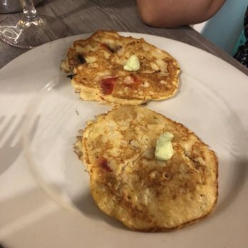 El Aviso - Tortilla-like tapa - Tapas Bars Near Me - Granada, GR