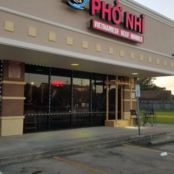 Pho Nhi - the front of the restaurant - Vietnamese Near Me - Houston, Texas