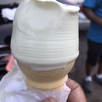 Martha's Dandee Creme - Ice Cream & Frozen Yogurt Near Me - Queensbury, New York