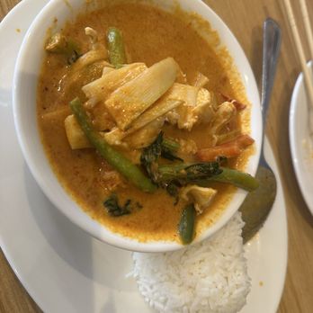 Thai Chefs - Red curry lunch special - Thai Near Me - Houston, Texas Thai Chefs - Red curry lunch special - Thai Near Me - Houston, Texas