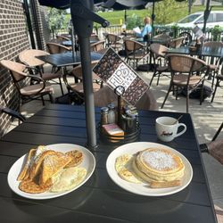 Flips Pancake House - Bettendorf - French toast with eggs and susage patties and Cakes with a ggs and susage links