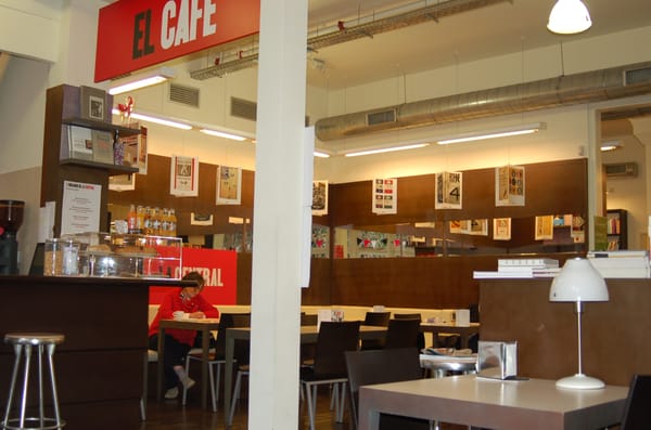 Llibreria la Central by null