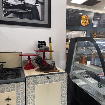 Bee’s Bakery Cafe - Bakeries Near Me - Oakhurst, California Bee’s Bakery Cafe - Bakeries Near Me - Oakhurst, California