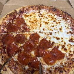Pizza Hut - Medium handtossed!