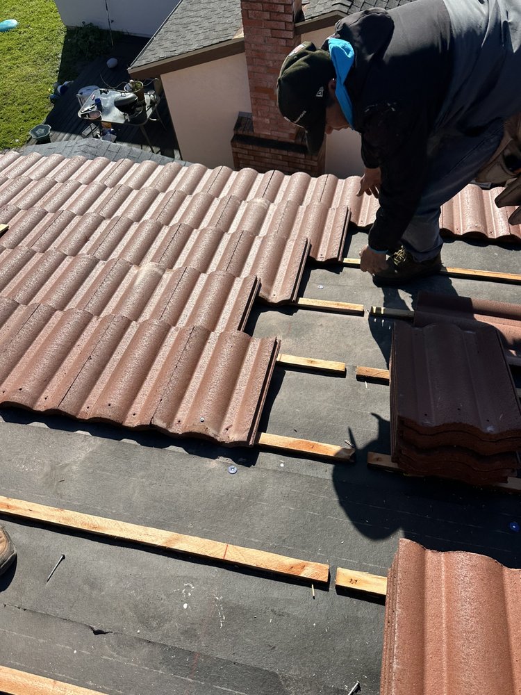 Slide of Roofing Solutions