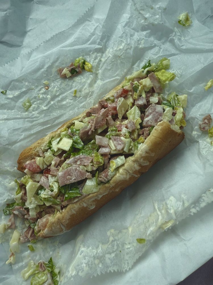 Food from Mullets Chopped Sandwiches