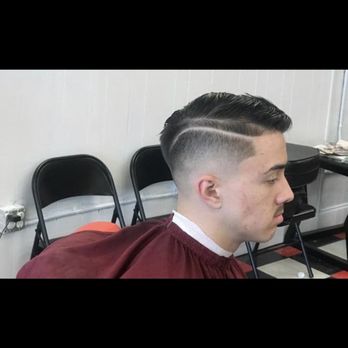 Solano’s barber studio - Action shots - Barbers Near Me - Universal City, Texas
