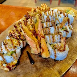 Akima House - Maki set J